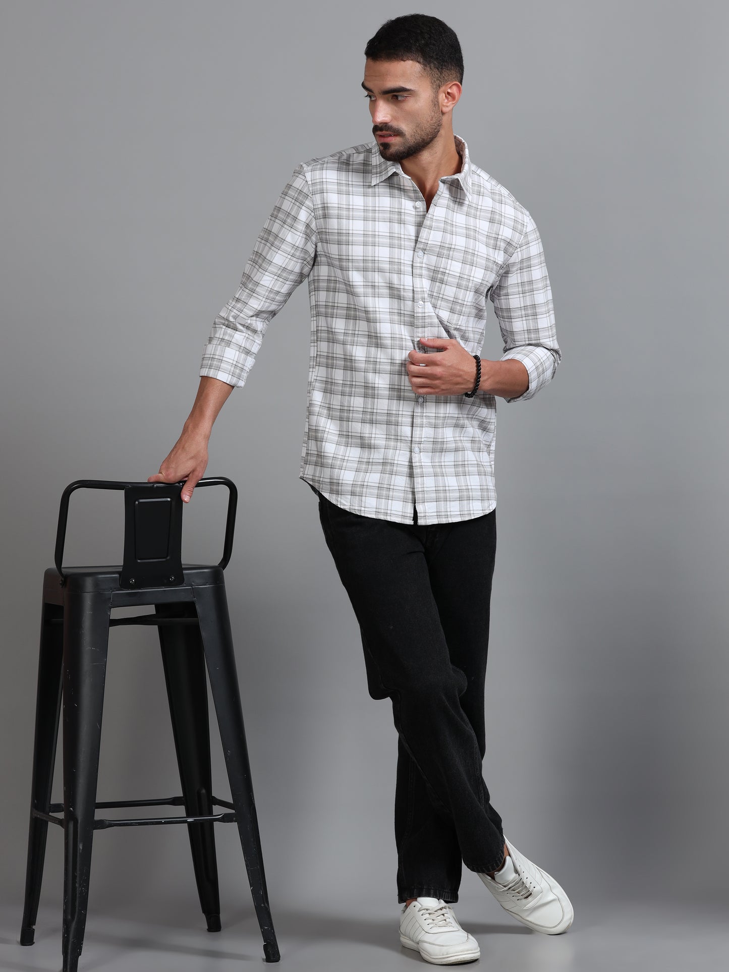 Aptus Grey