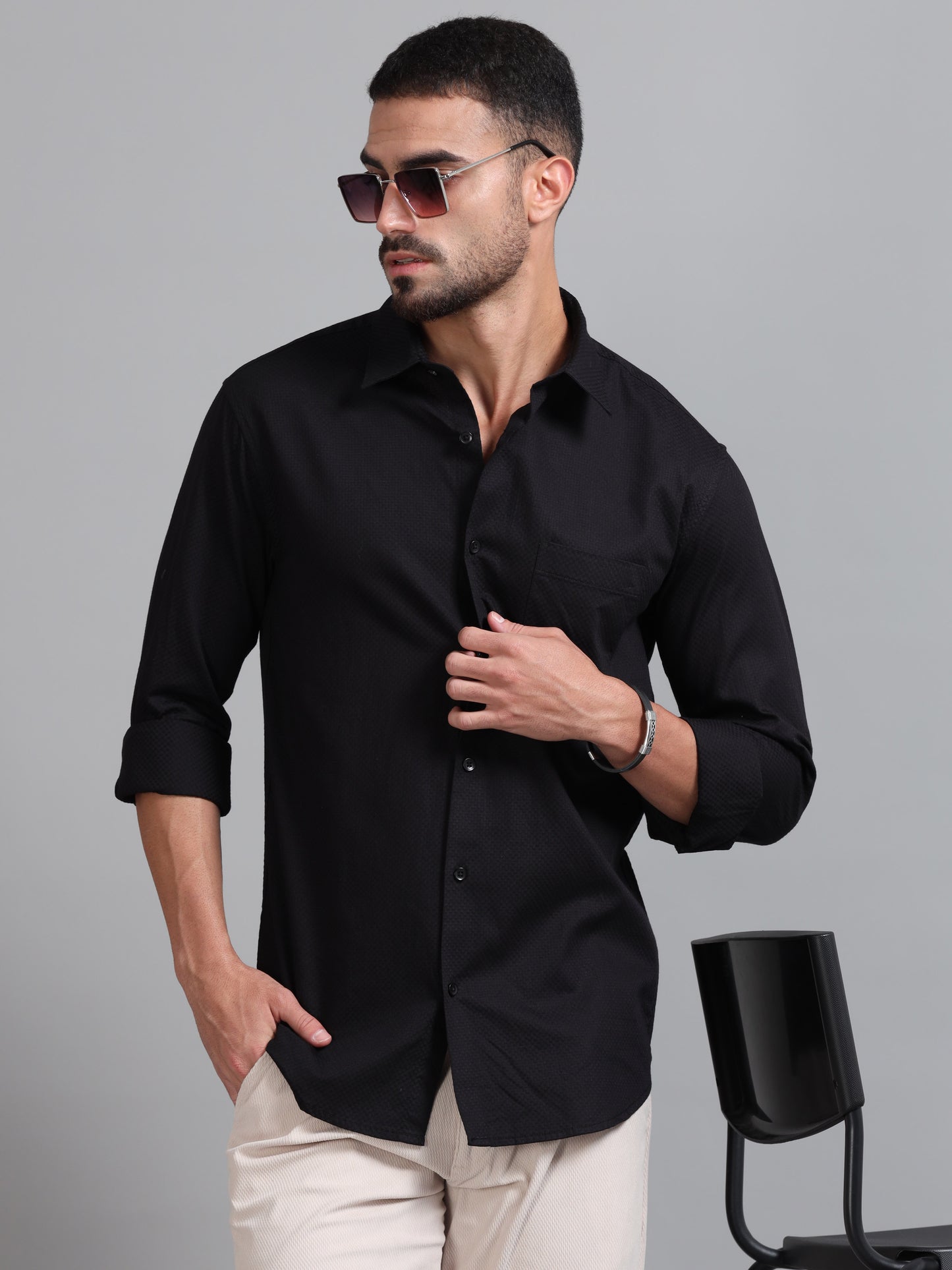 Dove Black